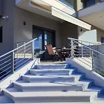 Elaia Luxury